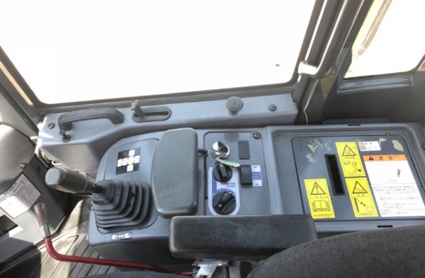 ขายรถตักล้อยาง KOMATSU WA100-5 นำเข้าเองจากญี่ปุ่น สภาพสวยพร้อมใช้งาน มีVDOการทำงานครับ