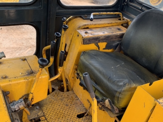 ขายรถดันดิน KOMATSU D60P-6 นำเข้าเองจากญี่ปุ่น สภาพสวยพร้อมใช้ มีVDOการทำงานครับ