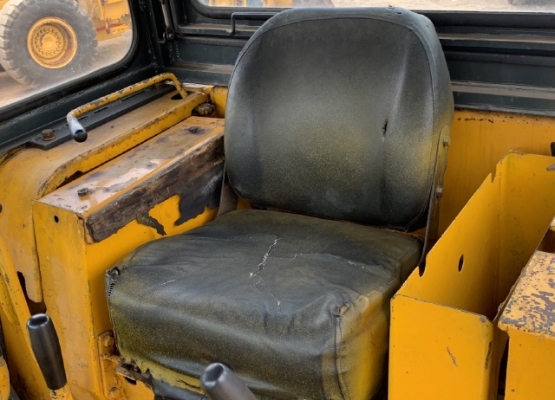 ขายรถดันดิน KOMATSU D60P-6 นำเข้าเองจากญี่ปุ่น สภาพสวยพร้อมใช้ มีVDOการทำงานครับ