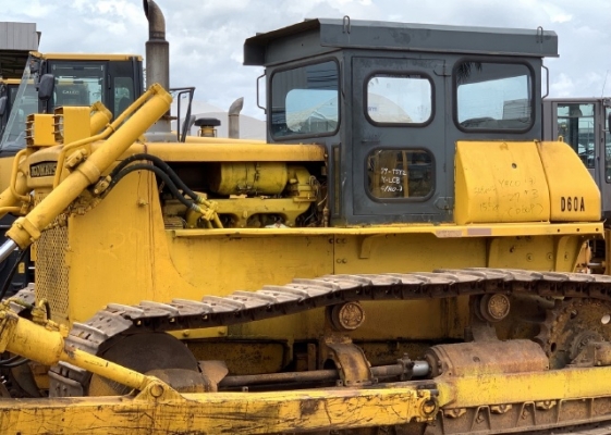 ขายรถดันดิน KOMATSU D60P-6 นำเข้าเองจากญี่ปุ่น สภาพสวยพร้อมใช้ มีVDOการทำงานครับ