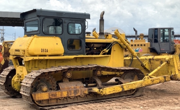 ขายรถดันดิน KOMATSU D60P-6 นำเข้าเองจากญี่ปุ่น สภาพสวยพร้อมใช้ มีVDOการทำงานครับ