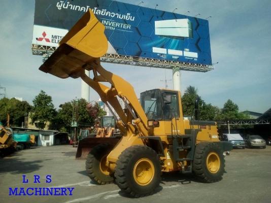 รถตักล้อยาง KOMATSU รุ่น WA 300-3