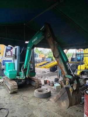 ขายด่วน แบ็คโคร KOBELCO SK30 ตู้เก๋ง สภาพพร้อมลุยงาย เครื่องปั้มดีเยี่ยม รถสมบูรณ์ สลักแน่นๆ สนใจสอบถามไว้ใช้งาน 093 0764943  คุณ ตั้ม