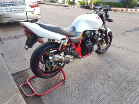 ขาย HONDA CB400 TECH2 ปี2003 กุญแจชิฟ เดิมๆ สีสวย ท่อแต่งฟลูไทเทเนียม แฮนด์บาร์ กันล้ม อินวอยส์ สรรพ