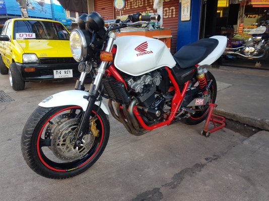 ขาย HONDA CB400 TECH2 ปี2003 กุญแจชิฟ เดิมๆ สีสวย ท่อแต่งฟลูไทเทเนียม แฮนด์บาร์ กันล้ม อินวอยส์ สรรพ