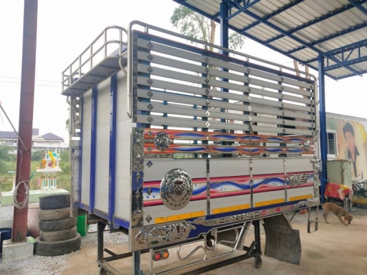 กระบะปิเนียมพื้นสแตลเลสสี่ล้อยาว3.20ม.ตามสภาพ พร้อมติดตั้ง  สนใจติดต่อ - สอบถามหรือดูสินค้าเพิ่มเติมได้ที่  โทร.086-9374587&amp; 096-6541449  หรือเพจ Facebook @sudjai89 นะคะ อ.เมือง จ.นครปฐม )