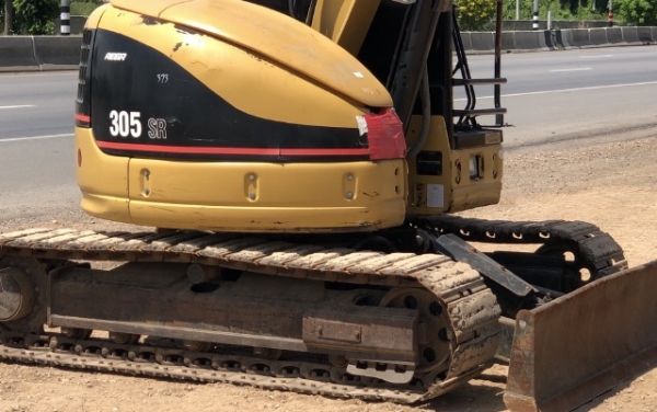 ขายรถขุด CAT 305SR คอนโทรลสั้น ปั๊มนิ้ว นำเข้าเองจากญี่ปุ่น สภาพสวยพร้อมใช้ มีVDOการทำงานครับ