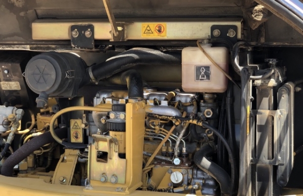 ขายรถขุด CAT 305SR คอนโทรลสั้น ปั๊มนิ้ว นำเข้าเองจากญี่ปุ่น สภาพสวยพร้อมใช้ มีVDOการทำงานครับ