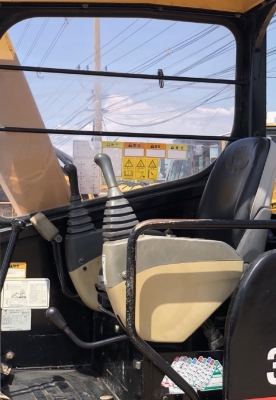 ขายรถขุด CAT 305SR คอนโทรลสั้น ปั๊มนิ้ว นำเข้าเองจากญี่ปุ่น สภาพสวยพร้อมใช้ มีVDOการทำงานครับ