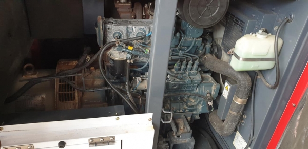 ขายเครื่องปั่นไฟมือสองจากญี่ปุ่นสภาพเดิมๆสวยๆ ราคาไม่แรง