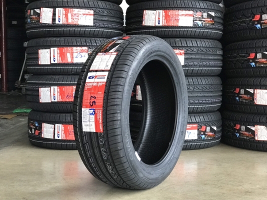 GT RADIAL UHP AS 215/50R17 ยางใหม่ปี19 ลดราคาพิเศษ