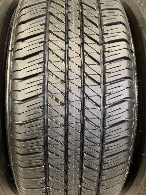 ยางป้ายแดง 265-65-17 Bridgestone ปลายปี 18 ตุ่มเป้ง มีเส้นสี ยางป้ายแดง 265-65-17 Bridgestone ปลายปี 18 ตุ่มเป้ง มีเส้นสี