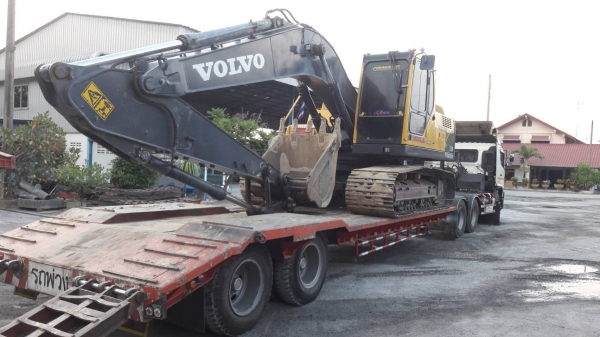 ขายรถแบคโฮ VOLVO DEPAM 210