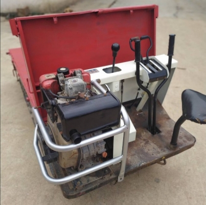 ขายรถบรรทุกตีนตะขาบ ดีเซล11แรงนั่งขับ เก่าญี่ปุ่น