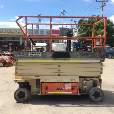 รถกระเช้า JLG ขากรรไกร 7.9เมตร ปี2011 ระบบไฟฟ้า ชาร์จไฟ 220v.