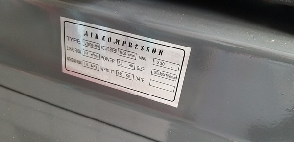 ปั๊มลม ASHITA 2สูบ ถัง 300ลิตร (สินค้ามือหนึ่ง) มอเตอร์ 5.5 hp. ไฟ 220V.