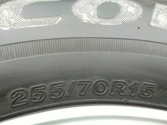 ขายแม็ก TOYOTA พร้อมยางบริดจสโตน 255/70R15 ชุดนี้สวยมากครับ ใช้งานมาน้อยมาก ชุด 6500 ขายแม็ก TOYOTA พร้อมยางบริดจสโตน 255/70R15 ชุดนี้สวยมากครับ ใช้งานมาน้อยมาก ชุด 6500