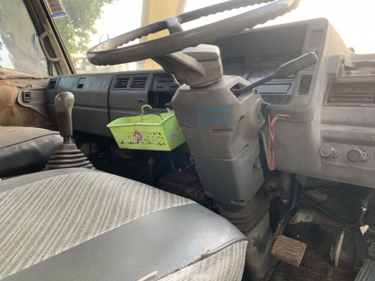 รถบรรทุกติดเครน Hino FL177 เครน3ตัน ทะเบียนพร้อม