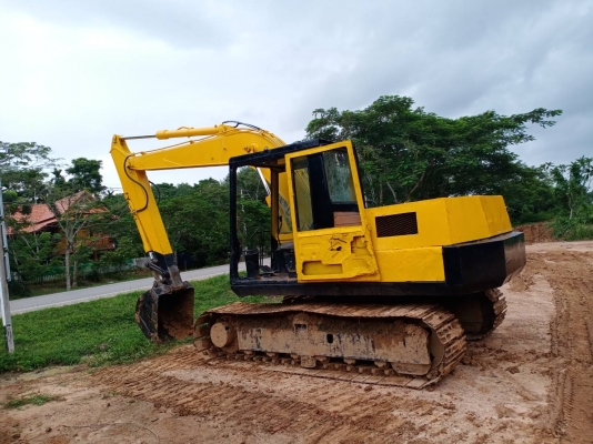 มี VDO ให้ชม.KOMATSU PC120-3 ราคา 320000