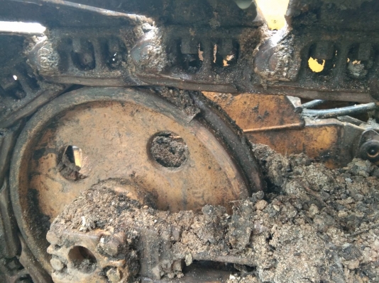 ขายแทรคเตอร์ KOMATSU D20P-5 ตีนเป็ด ใบมีดสไลด์