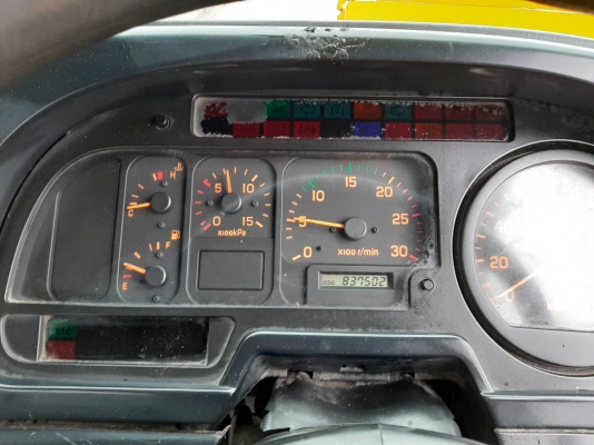 Isuzu 270 แรง ปี 51 สิบล้อหัวลาก เดิมๆ ไม่เคยมีอุบัติเหตุ ยางเต็ม 10 เส้น พร้อมใช้งาน ทะเบียนพร้อม