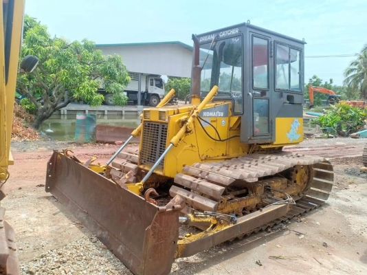 ขายจ้า. KOMATSU D20PL-7. เก่านอกแท้  เดิมๆๆสภาพสวยสภาพสวย ใช้  โทร 089-3818694 จ๊อย