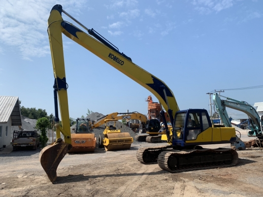 รถแบคโฮ บูมยาว แขนยาว ยี่ห้อKobelco รุ่นSk220-3 ได้ทั้งชุดแขนยาวพร้อมชุดแขนสั้นทั้ง2ชุด