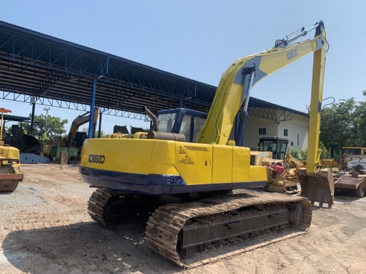 รถแบคโฮ บูมยาว แขนยาว ยี่ห้อKobelco รุ่นSk220-3 ได้ทั้งชุดแขนยาวพร้อมชุดแขนสั้นทั้ง2ชุด