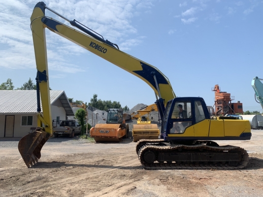 รถแบคโฮ บูมยาว แขนยาว ยี่ห้อKobelco รุ่นSk220-3 ได้ทั้งชุดแขนยาวพร้อมชุดแขนสั้นทั้ง2ชุด