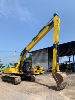รถแบคโฮ บูมยาว แขนยาว ยี่ห้อKobelco รุ่นSk220-3 ได้ทั้งชุดแขนยาวพร้อมชุดแขนสั้นทั้ง2ชุด