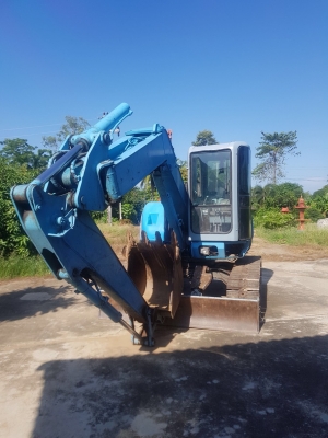 รถแม็คโคร Kobelco  pc75 รถพร้อมใช้งาน