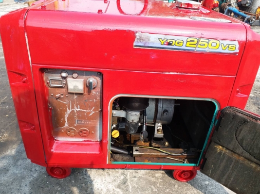 เครื่องปั่นไฟ ยี่ห้อ อากทิโอะ เครื่อง 5.5 แรง ดีเซล ไฟ 100V ราคา 18,000 บาท