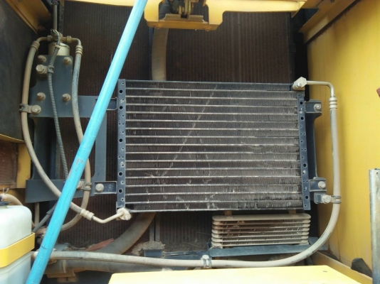 ขายKOMATSU PC200-8 ปี59 เอกสารเล่มทะเบียนราคา 1,450,000