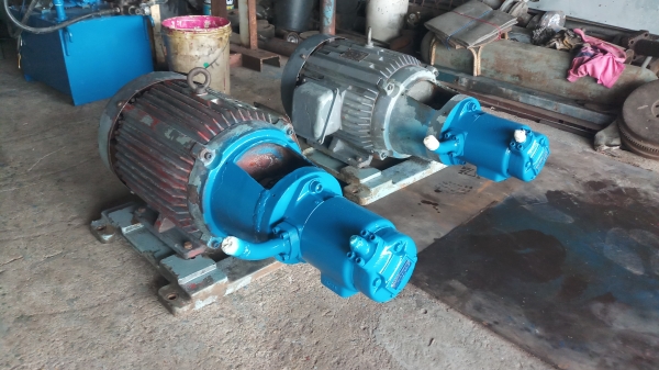 ชุดมอเตอร์ปั้มไฮโดรลิค20แรงปั้ม2ตอน