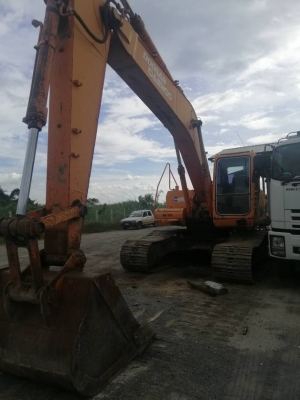 ขาย 650,000 DOOSAN SOLAR225LC-V ไฟฟ้าครบ  เครื่องดี ปั้มแรง เอวแน่น ช่วงล่างเต็ม รถสวยสภาพพร้อมใช้งาน เอกสารเล่มทะเบียน รถอยู่ อยุธยา 090-772-3710 090-772-3708