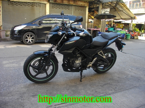 ขาย CB300F ABS สวยหรู เครื่องเทพ ให้พร้อมเลขทะเบียน รถศูนย์ประกัน5ปี ราคา 55000 บาท