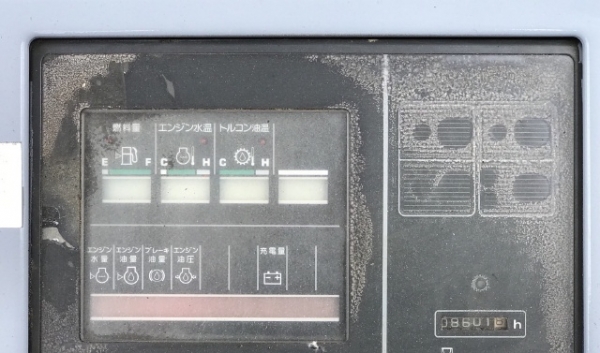 ขายรถตักล้อยาง KOMATSU WA200-3 รถนอกนำเข้าจากญี่ปุ่น สภาพสวยพร้อมใช้ มีVDOการทำงานครับ