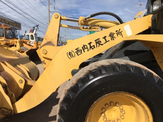 ขายรถตักล้อยาง KOMATSU WA200-5 (6,xxx ชั่วโมง) นำเข้าเองจากญี่ปุ่น สภาพสวยพร้อมใช้ มีVDOการทำงานครับ