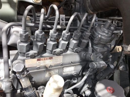 ขายรถตักล้อยาง KOMATSU WA200-5 (6,xxx ชั่วโมง) นำเข้าเองจากญี่ปุ่น สภาพสวยพร้อมใช้ มีVDOการทำงานครับ