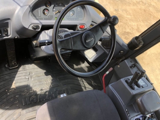 ขายรถตักล้อยาง KOMATSU WA270-6 ปี 2012 นำเข้าเองจากญี่ปุ่น สภาพสวยพร้อมใช้งาน มีVDOการทำงานครับ