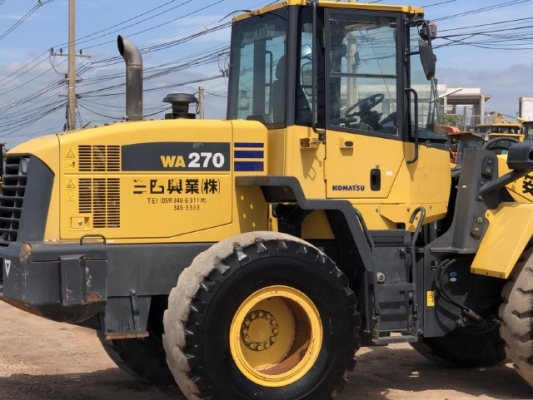 ขายรถตักล้อยาง KOMATSU WA270-6 ปี 2012 นำเข้าเองจากญี่ปุ่น สภาพสวยพร้อมใช้งาน มีVDOการทำงานครับ
