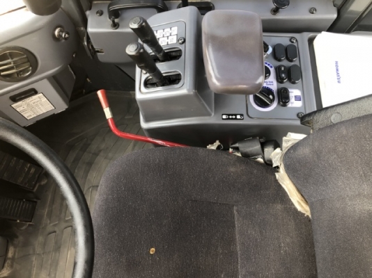 ขายรถตักล้อยาง KOMATSU WA320-6 รถนอกนำเข้าเองจากญี่ปุ่น สภาพสวยพร้อมใช้ มีVDOการทำงานครับ