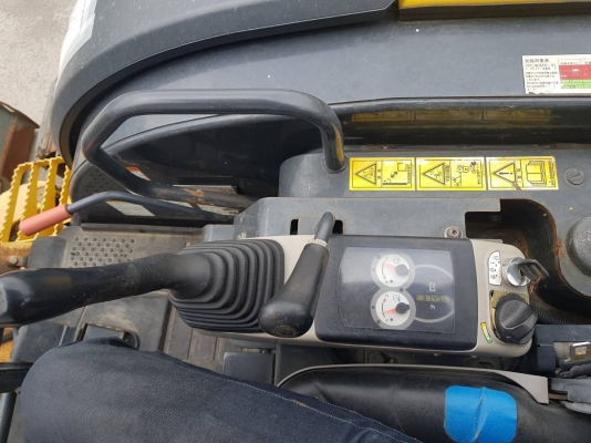 4ตัน KOMATSU PC40MR-3 ปี2008 จากญี่ปุ่น 4ตัน KOMATSU PC40MR-3 ปี2008 จากญี่ปุ่น