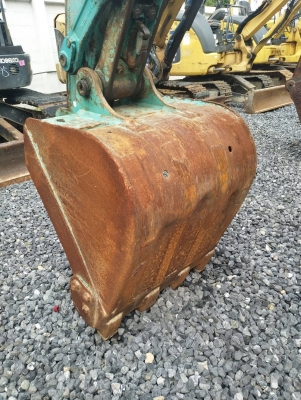 ไม่แพง 4ตัน Kobelco SK40SR-3 ปี2008 1,400ชม. from Japan ไม่แพง 4ตัน Kobelco SK40SR-3 ปี2008 1,400ชม. from Japan