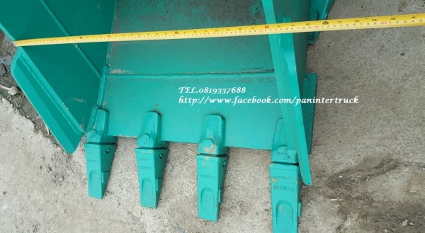 สินค้าใหม่ งานนำเข้า ประกอบนอกBUCKET บุ๊งกี๋สำหรับรถขุดไซค์100 ,120 /สลัก 60มิล/4ฟัน/ มีปีก ปากกว้าง:32นิ้ว(81cm.)