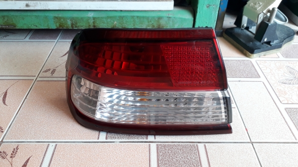 เศษไฟท้าย NISSAN CIFIRO A32 ข้างซ้าย แท้ เศษไฟท้าย NISSAN CIFIRO A32 ข้างซ้าย แท้