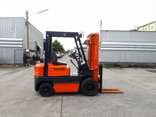 ขายรถโฟล์คลิฟท์ยี่ห้อ TOYOTA 5FG15