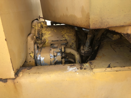 ขายรถตักล้อยางKOMATSU 510 เอกสารเล่มทะเบียนราคา 400,000