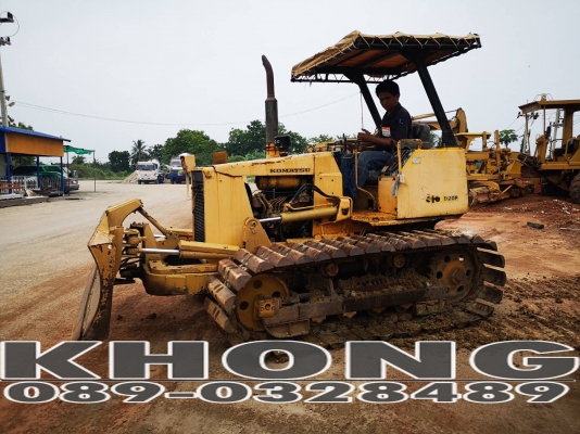 ขายด่วน komatsu20รุ่น6 ใบมีดสไลด์ ตีนเป็ด รถพร้อมใช้ ขายเพียง 155000 บาท