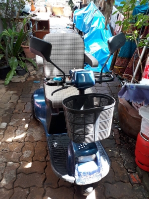 ขายรถสามล้อไฟฟ้าผู้สูงอายุ